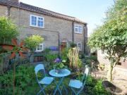 2 Bedrooms Cottage for sale in Hill Croft Cottage, High...