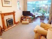 2 Bedrooms Detached bungalow for rent in Arthurs Lane,...