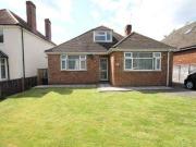 2 Bedrooms Detached bungalow for rent in Highfield...