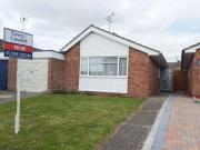 2 Bedrooms Detached bungalow for rent in Planton Way,...