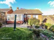 2 Bedrooms Detached bungalow for sale in Ashford Road,... 2 Bedrooms Detached bungalow for sale in Ashford Road,...