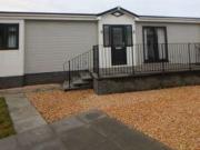 2 Bedrooms Detached bungalow for sale in Bishop View,...