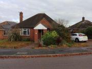 2 Bedrooms Detached bungalow for sale in Bramley Close,...