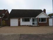 2 Bedrooms Detached bungalow for sale in Buckingham...
