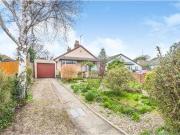 2 Bedrooms Detached bungalow for sale in Crosthwaite...