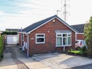 2 Bedrooms Detached bungalow for sale in Gainsborough...