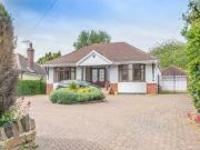 2 Bedrooms Detached bungalow for sale in Halifax Road,...