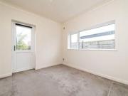 2 Bedrooms Detached bungalow for sale in Hillman Avenue,...