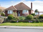 2 Bedrooms Detached bungalow for sale in North Lane,...