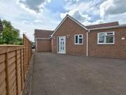 2 Bedrooms Detached bungalow for sale in Princes Close,...