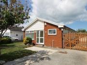 2 Bedrooms Detached bungalow for sale in Roland Avenue,...
