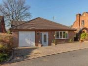 2 Bedrooms Detached bungalow for sale in Sandybrook...