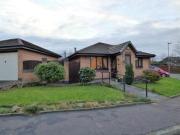 2 Bedrooms Detached bungalow for sale in St Helier...