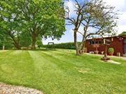 2 Bedrooms Detached bungalow for sale in Tenterden Road,...