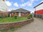 2 Bedrooms Detached bungalow for sale in Waller Avenue,...