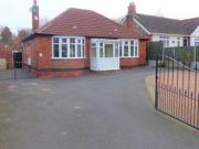 2 Bedrooms Detached bungalow for sale in Wood Lane,...