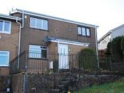 2 Bedrooms Detached house for rent in Crisswell...