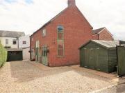 2 Bedrooms Detached house for rent in Naam Place,...