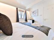 2 Bedrooms Detached house for rent in Sussex Mews,...