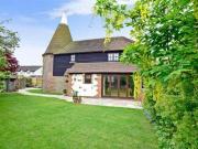 2 Bedrooms Detached house for sale in Wheeler Street,...