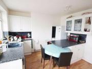 2 Bedrooms End terrace house for rent in Applecroft Rd,...