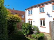 2 Bedrooms End terrace house for rent in Barentin Way,...