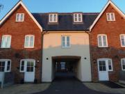 2 Bedrooms End terrace house for rent in Bergholt Road,...