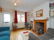 2 Bedrooms End terrace house for rent in Flaxfield Road,...