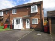 2 Bedrooms End terrace house for rent in Raleigh Close,...