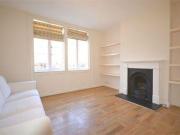 2 Bedrooms End terrace house for rent in West Street,...