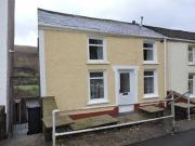 2 Bedrooms End terrace house for sale in Cyfyng Road,...
