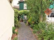 2 Bedrooms End terrace house for sale in Stony Path,...