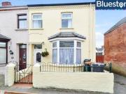 2 Bedrooms End terrace house for sale in York Road,...
