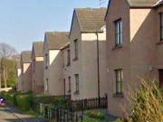 2 Bedrooms Flat for rent in 15 Deanfield Crescent,...