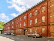 2 Bedrooms Flat for rent in 174 Bell Street, Glasgow G4
