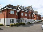 2 Bedrooms Flat for rent in 384 West End Road, Ruislip,...