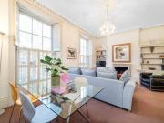 2 Bedrooms Flat for rent in Albany Street, Marylebone,...