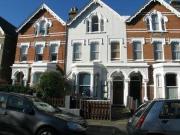 2 Bedrooms Flat for rent in Albert Road, Finsbury Park,...
