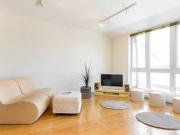 2 Bedrooms Flat for rent in Albert Street, London NW1