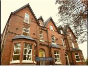 2 Bedrooms Flat for rent in Alexandra Road South,...