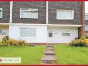 2 Bedrooms Flat for rent in Allt Yr Yn Crescent, Newport...