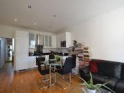 2 Bedrooms Flat for rent in Argyle Road, Ealing W13