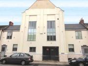 2 Bedrooms Flat for rent in Artizan Road, Abington,...