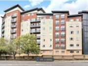 2 Bedrooms Flat for rent in Aspects Court, Slough SL1