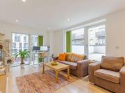 2 Bedrooms Flat for rent in Atkins Square, Hackney Downs E8