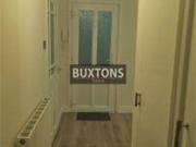 2 Bedrooms Flat for rent in Barchester Road, Slough,...