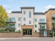 2 Bedrooms Flat for Rent in Barnes House | Foxtons