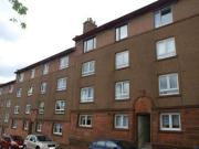 2 Bedrooms Flat for rent in Bearhope Street, Greenock PA15