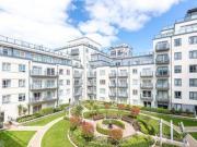 2 Bedrooms Flat for rent in Beaufort Square, Colindale NW9