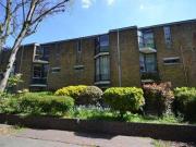 2 Bedrooms Flat for rent in Belgrave Lodge, Wellesley...